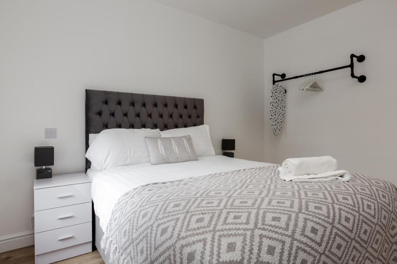 York Villas Free Parking Included Ливърпул Екстериор снимка
