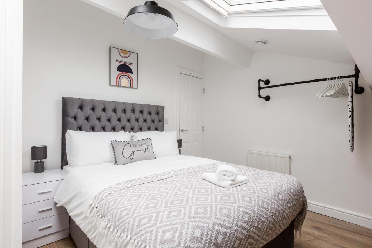 York Villas Free Parking Included Ливърпул Екстериор снимка